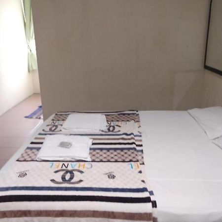 SPOT ON 89907 Motel Impian Seri Manjung Esterno foto