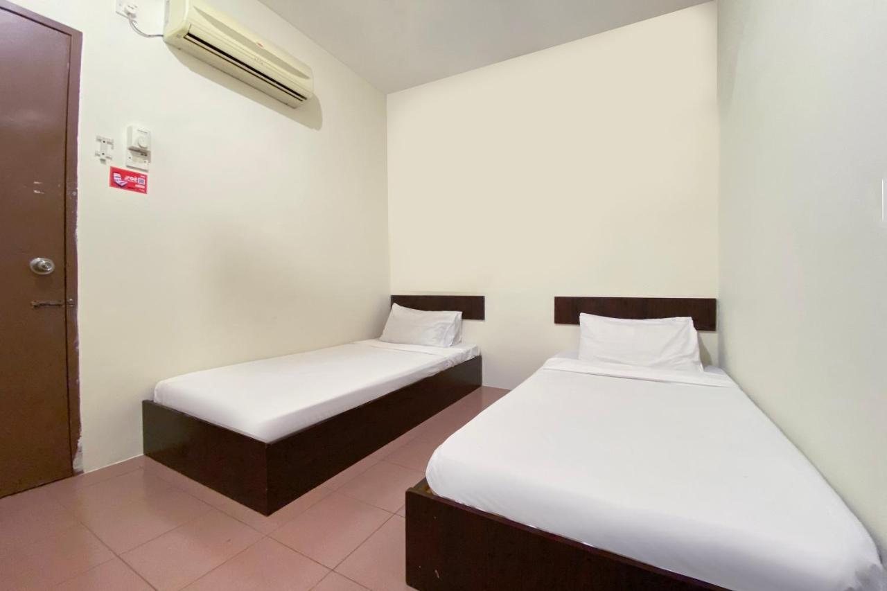 SPOT ON 89907 Motel Impian Seri Manjung Esterno foto