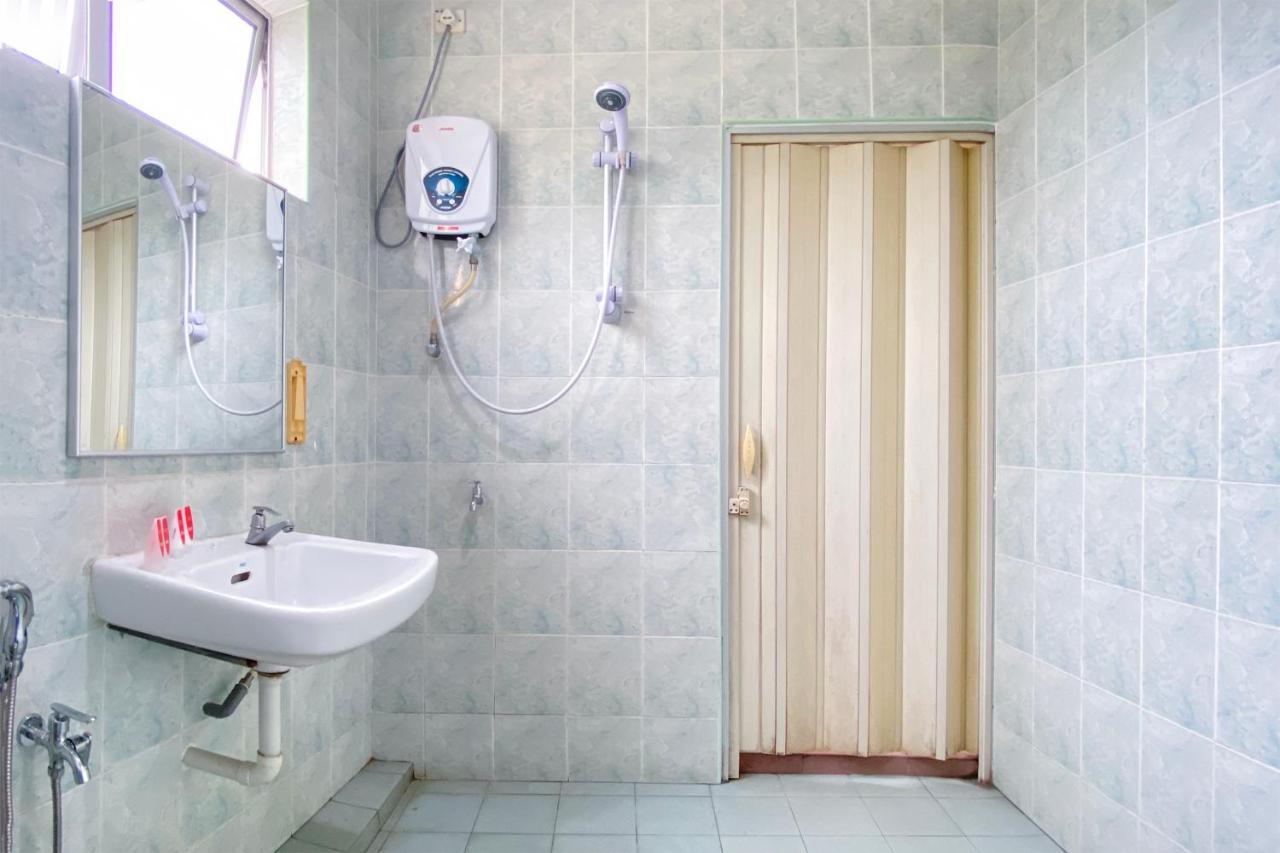 SPOT ON 89907 Motel Impian Seri Manjung Esterno foto