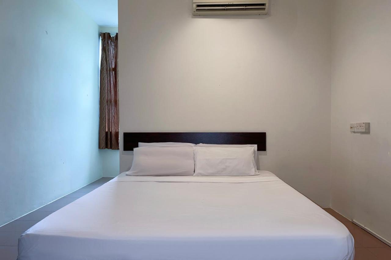 SPOT ON 89907 Motel Impian Seri Manjung Esterno foto