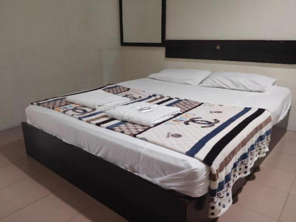 SPOT ON 89907 Motel Impian Seri Manjung Esterno foto