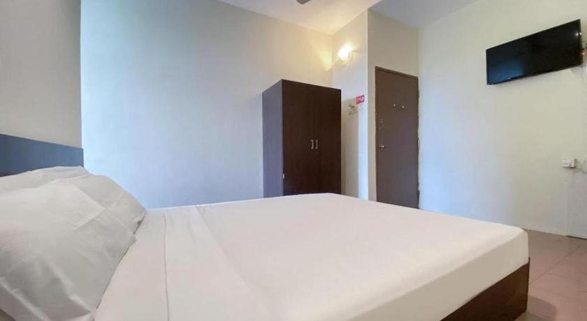 SPOT ON 89907 Motel Impian Seri Manjung Esterno foto
