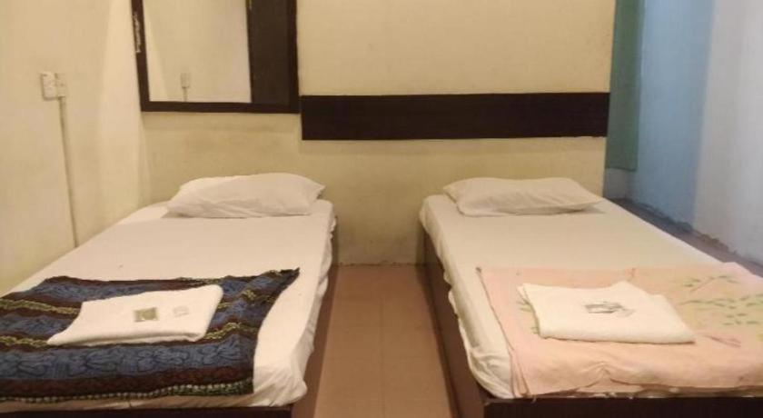 SPOT ON 89907 Motel Impian Seri Manjung Esterno foto