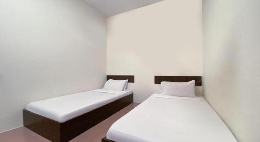 SPOT ON 89907 Motel Impian Seri Manjung Esterno foto