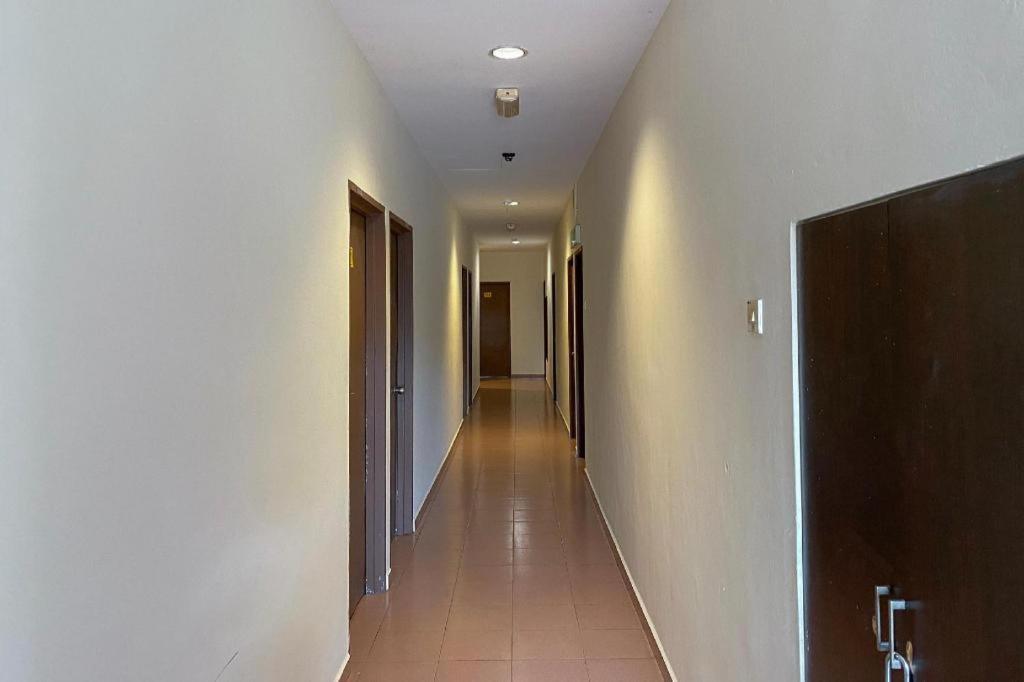 SPOT ON 89907 Motel Impian Seri Manjung Esterno foto